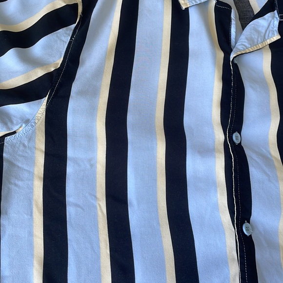 Blue Striped Button Down XL Kolby - Picture 7 of 9